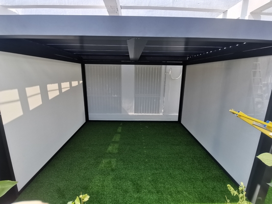 Motorized Outdoor Aluminium Louvered Roof Pergola With Drainage System And Side Screen