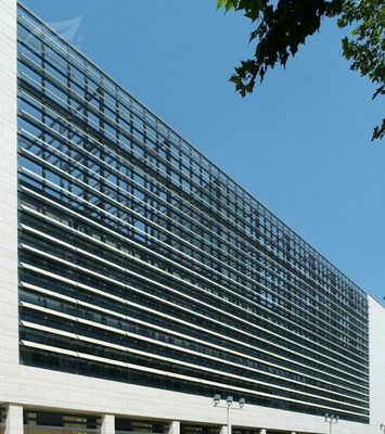 Public Architectural Sunshade Louvers Architectural Sun Control System 600 Aeroscreen