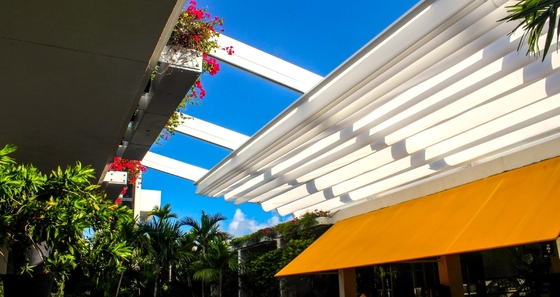 Rainproof PVC Retractable Roof Pergola Pavilion Motorized Remote Control System