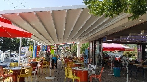 Modern Design Bioclimatic Motorized Aluminium Retractable PVC Pergola