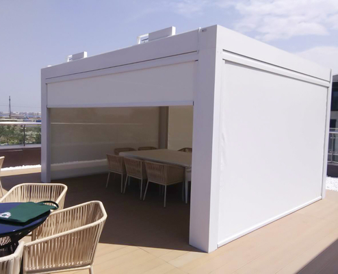 Fiberglass PVC Outdoor Roller Blinds Remote Control White Black Zipper Track