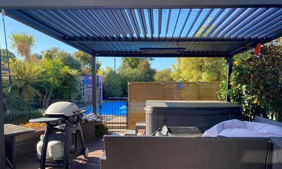 3x3m Outdoor Aluminium Manual Louvered Pergola Windproof Sun Protection