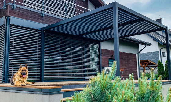 4x4m Adjustable Manual Louvered Pergola Waterproof Roof Aluminium Gazebo