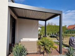 Nieuw koppel van de Grijze pergola van Hongarije met witte luifel terug